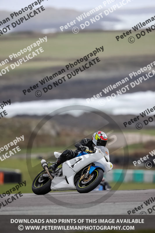 anglesey no limits trackday;anglesey photographs;anglesey trackday photographs;enduro digital images;event digital images;eventdigitalimages;no limits trackdays;peter wileman photography;racing digital images;trac mon;trackday digital images;trackday photos;ty croes